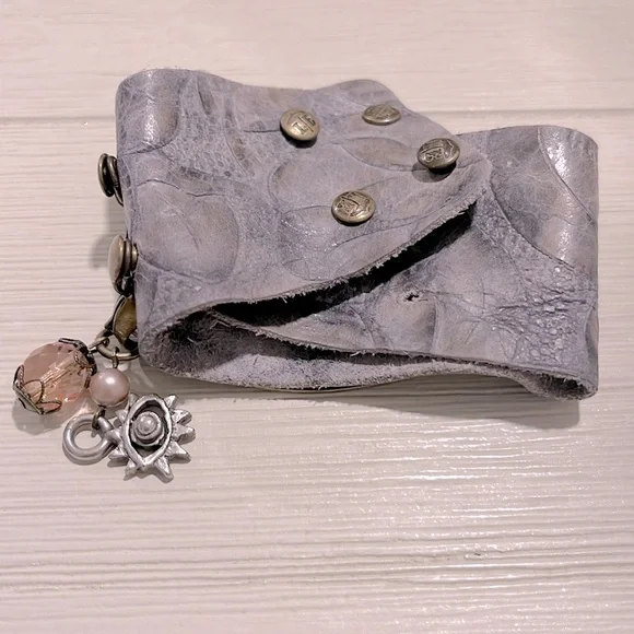 Vintage Lenny and Eva Cuff Bracelet Women’s boho leather charms - Picture 2 of 4